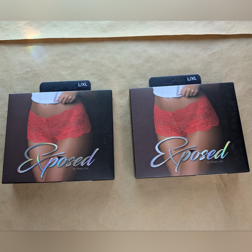 Exposed by Magic Silk Split croch lace Boy Short